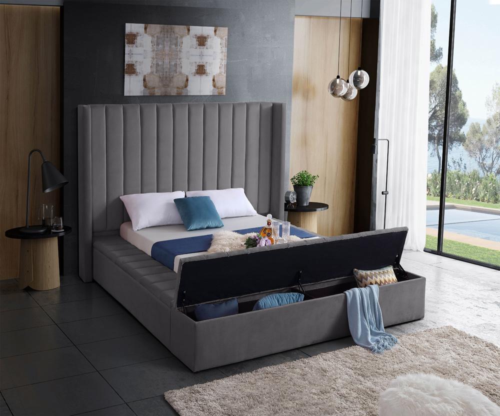 Meridian Furniture - Kiki Grey Velvet Queen Bed - KikiGrey-Q veiw 4