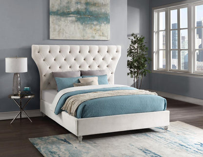 Meridian Furniture - Kira Cream Velvet King Bed - KiraCream-K veiw 2