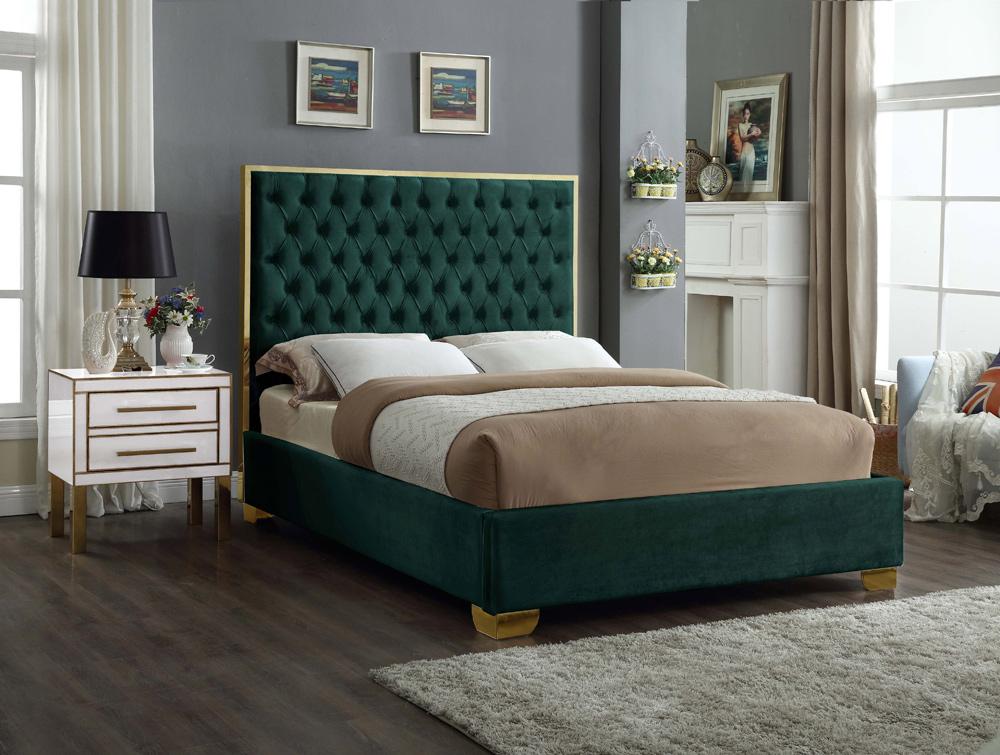 Meridian Furniture - Lana Green Velvet Full Bed - LanaGreen-F veiw 2