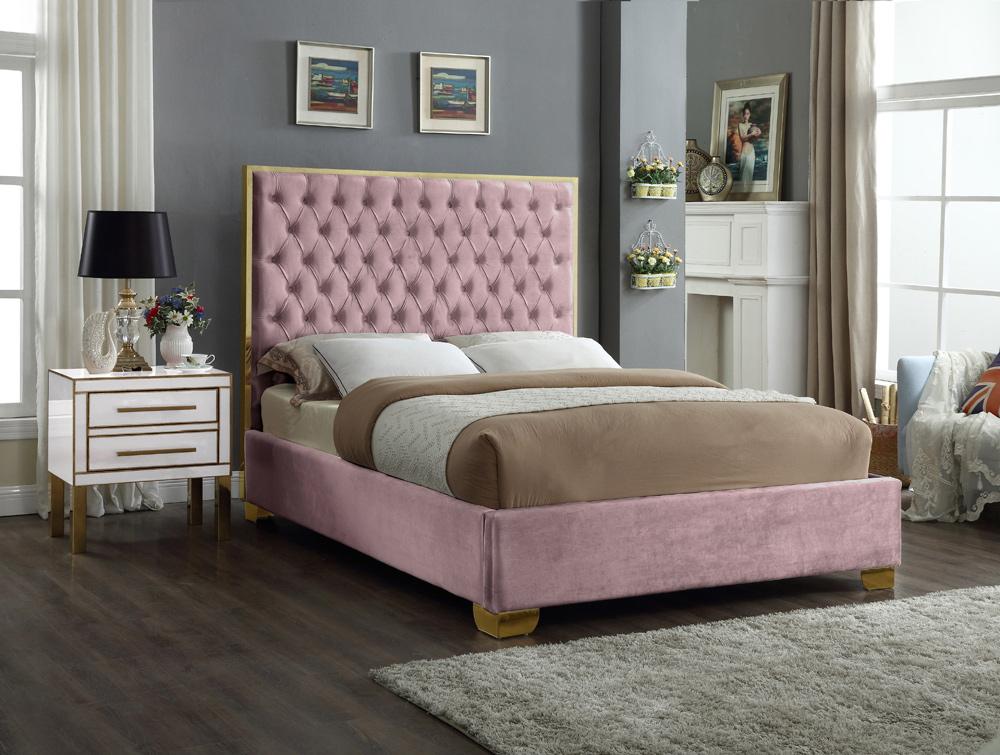 Meridian Furniture - Lana Pink Velvet Full Bed - LanaPink-F veiw 2