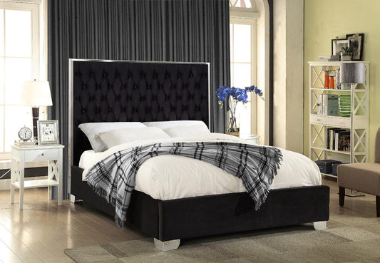 Meridian Furniture - Lexi Black Velvet Queen Bed - LexiBlack-Q veiw 2