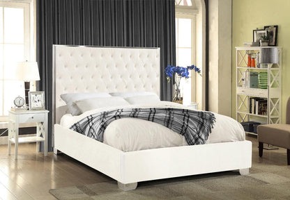 Meridian Furniture - Lexi White Velvet Full Bed - LexiWhite-F veiw 2