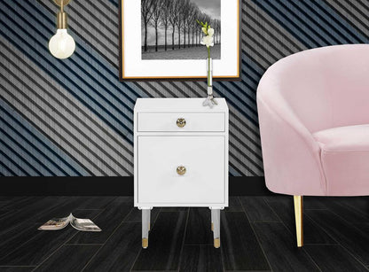 Meridian Furniture - Lia Side Table - 830 veiw 2