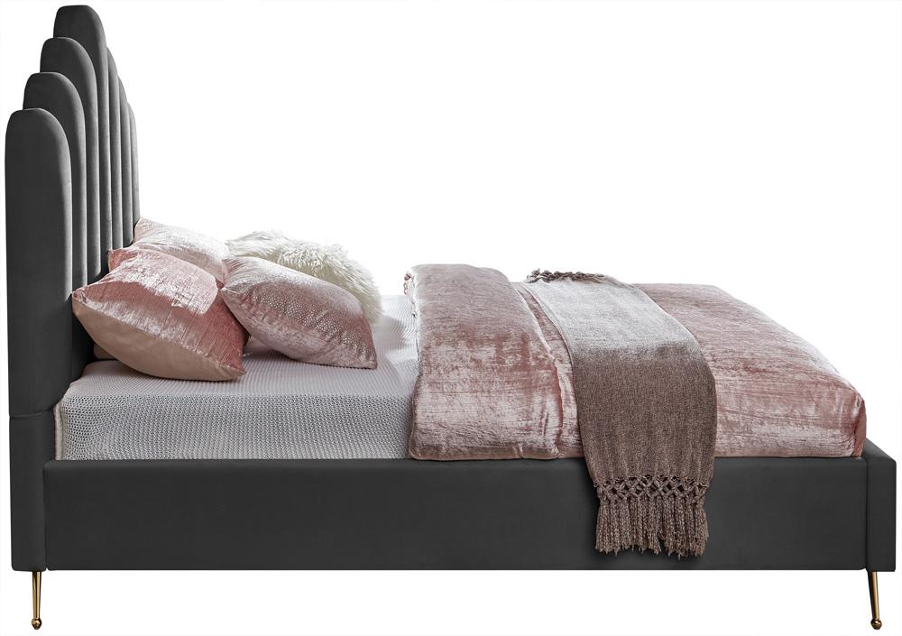 Meridian Furniture - Lily Grey Velvet Full Bed - LilyGrey-F veiw 4