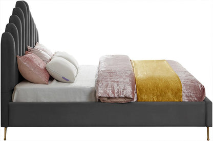 Meridian Furniture - Lily Grey Velvet King Bed - LilyGrey-K veiw 4