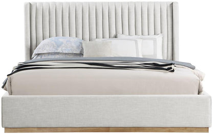 Meridian Furniture - Logan Cream Linen Textured Fabric King Bed - LoganCream-K veiw 3