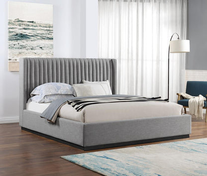 Meridian Furniture - Logan Grey Linen Textured Fabric King Bed - LoganGrey-K veiw 2