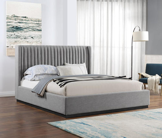 Meridian Furniture - Logan Grey Linen Textured Fabric King Bed - LoganGrey-K veiw 2
