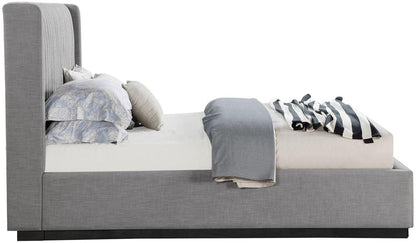 Meridian Furniture - Logan Grey Linen Textured Fabric King Bed - LoganGrey-K veiw 4