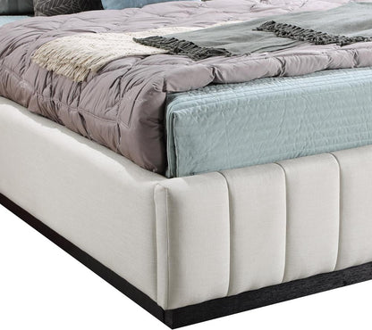 Meridian Furniture - Lucia Beige Linen Textured Fabric Full Bed - LuciaBeige-F veiw 6