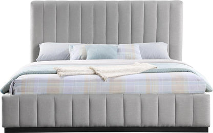 Meridian Furniture - Lucia Grey Linen Textured Fabric King Bed - LuciaGrey-K veiw 3