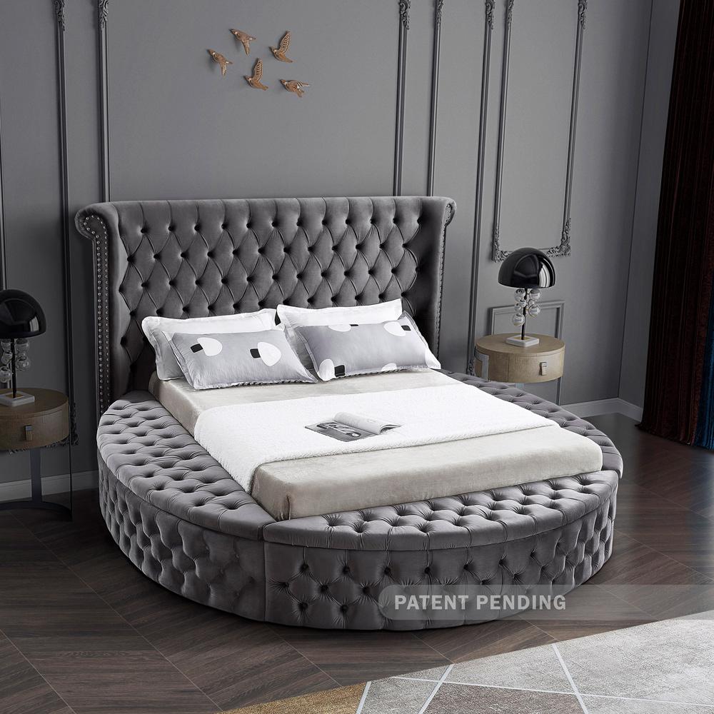 Meridian Furniture - Luxus Grey Velvet King Bed - LuxusGrey-K veiw 3