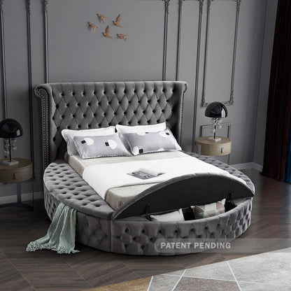 Meridian Furniture - Luxus Grey Velvet Queen Bed - LuxusGrey-Q veiw 5