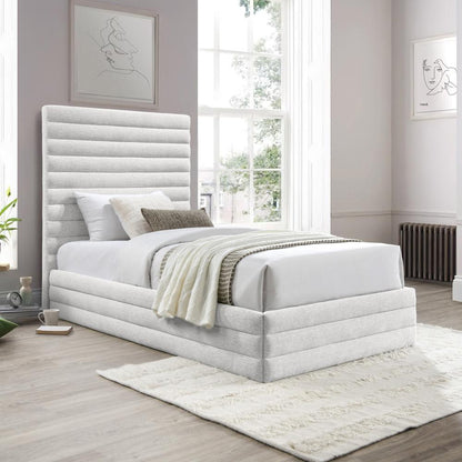 Meridian Furniture - Maxwell Cream Linen Textured Fabric Twin Bed - MaxwellCream-T veiw 2