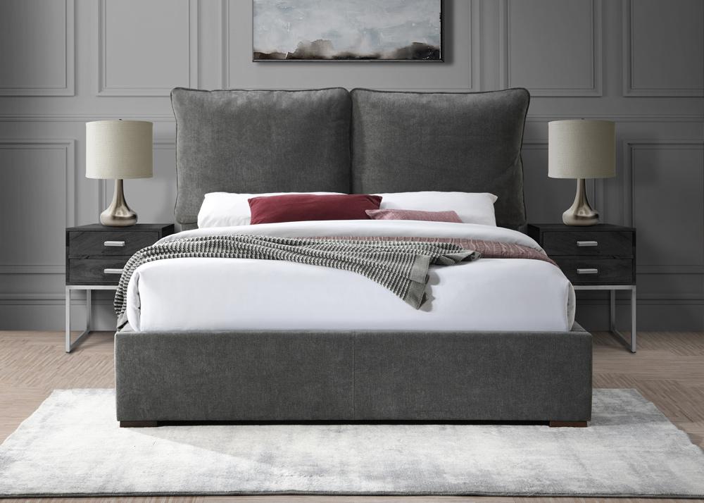 Meridian Furniture - Misha Pepper Black Polyester Fabric King Bed - MishaBlack-K veiw 4