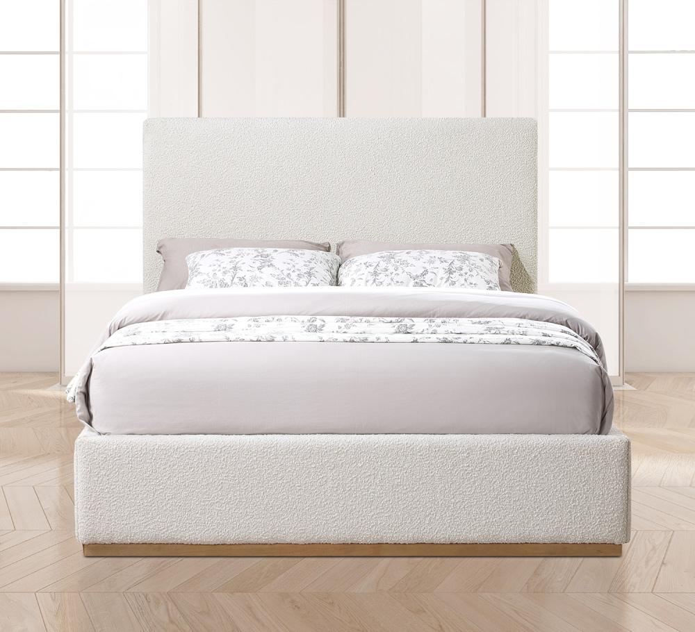 Meridian Furniture - Monaco Cream Boucle Fabric King Bed - MonacoCream-K veiw 4