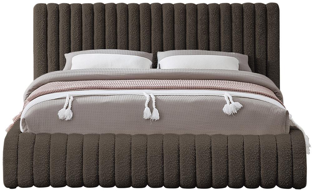 Meridian Furniture - Nash Brown Boucle Fabric Queen Bed - NashBrown-Q veiw 3