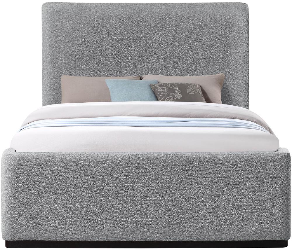 Meridian Furniture - Oliver Grey Boucle Fabric Queen Bed - OliverGrey-Q veiw 3