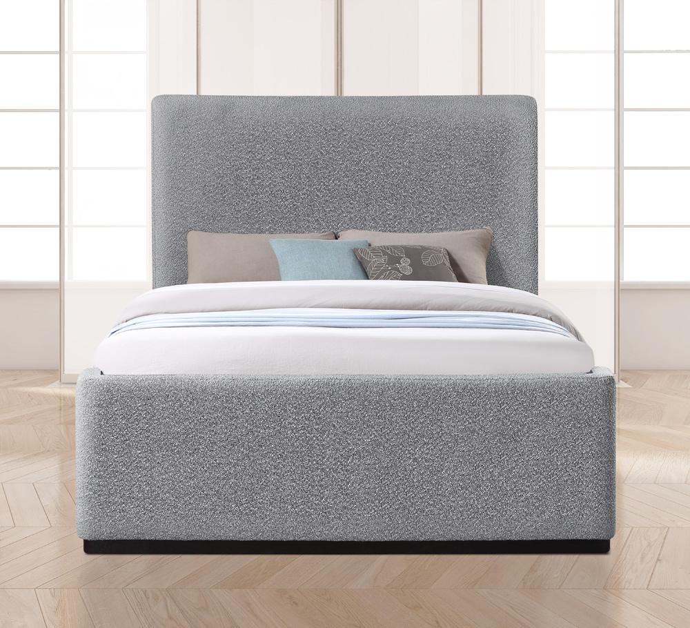 Meridian Furniture - Oliver Grey Boucle Fabric Queen Bed - OliverGrey-Q veiw 4