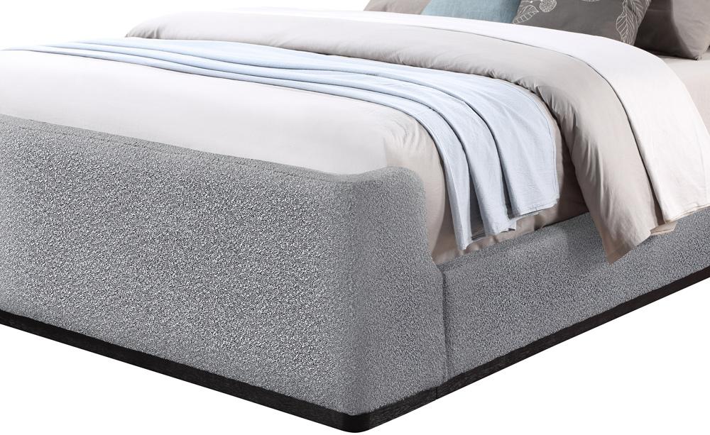 Meridian Furniture - Oliver Grey Boucle Fabric Queen Bed - OliverGrey-Q veiw 7