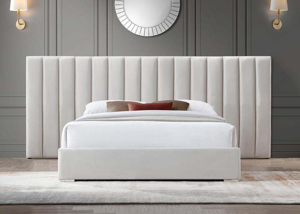 Meridian Furniture - Pablo Cream Velvet King Bed - PabloCream-K veiw 4