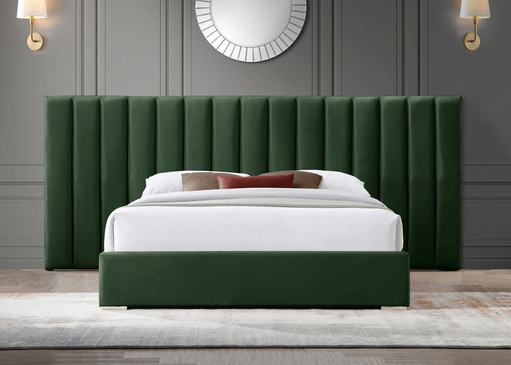 Meridian Furniture - Pablo Green Velvet King Bed - PabloGreen-K veiw 4