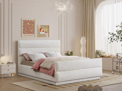 Meridian Furniture - Paxton Cream Chenille Fabric King Bed - PaxtonCream-K veiw 2