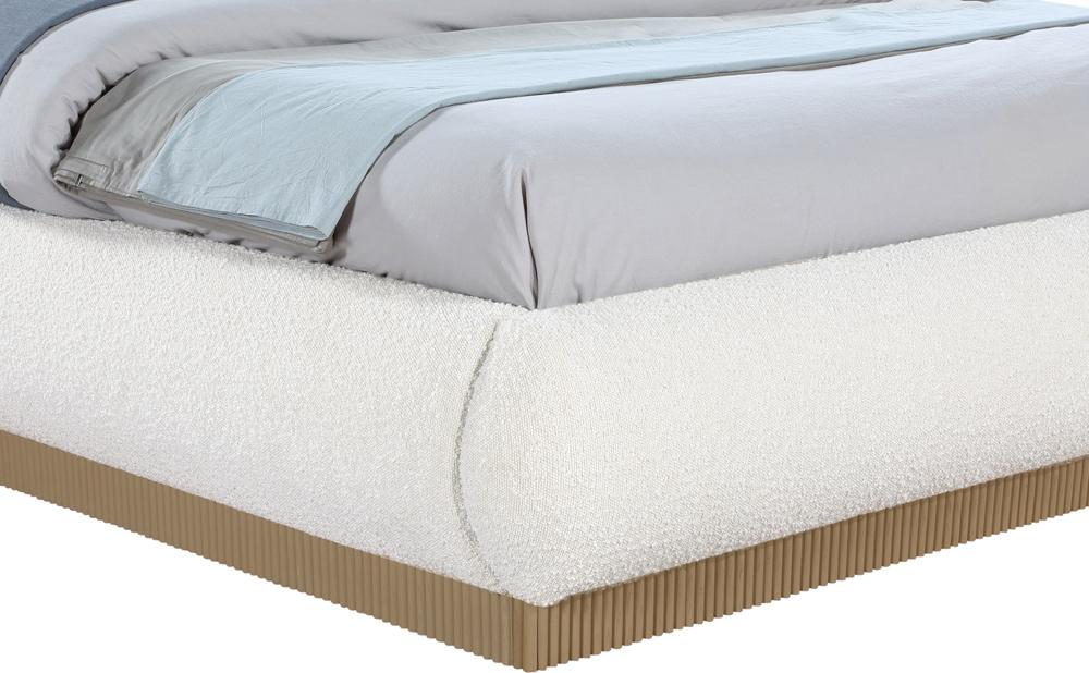 Meridian Furniture - Rigby Cream Boucle Fabric Queen Bed - B1275Cream-Q veiw 6