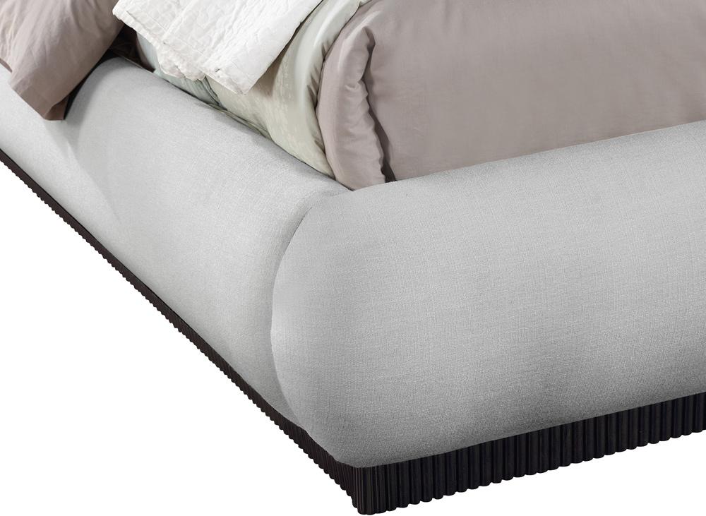 Meridian Furniture - Rigby Grey Linen Textured Fabric King Bed - B1278Grey-K veiw 7