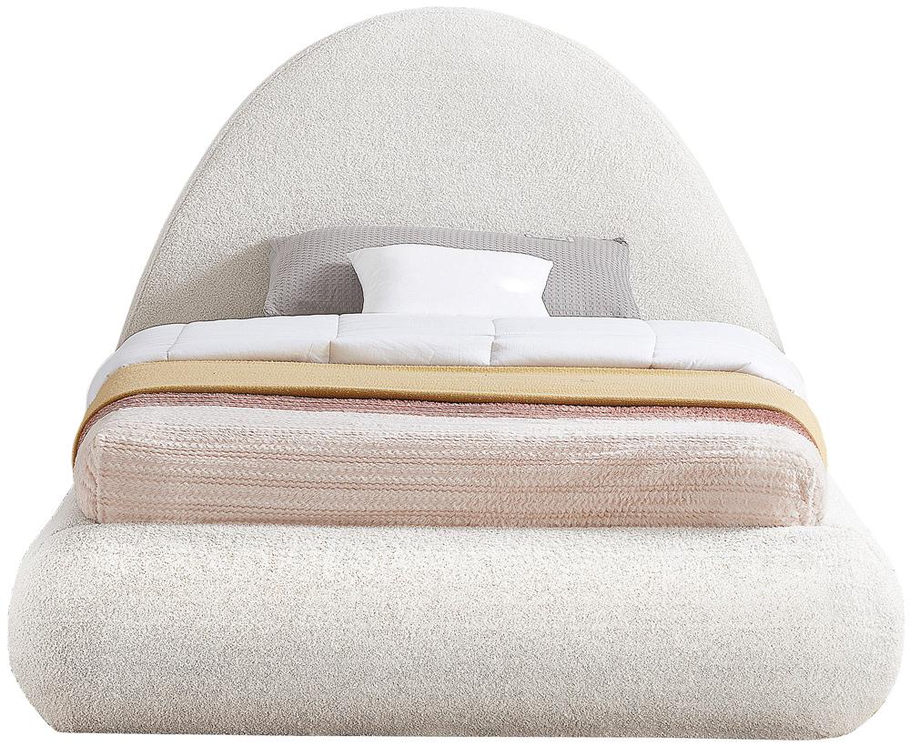 Meridian Furniture - Rudy Cream Teddy Fabric Twin Bed - RudyCream-T veiw 3