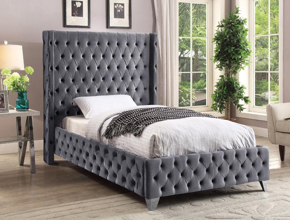Meridian Furniture - Savan Grey Velvet Twin Bed - SavanGrey-T veiw 4