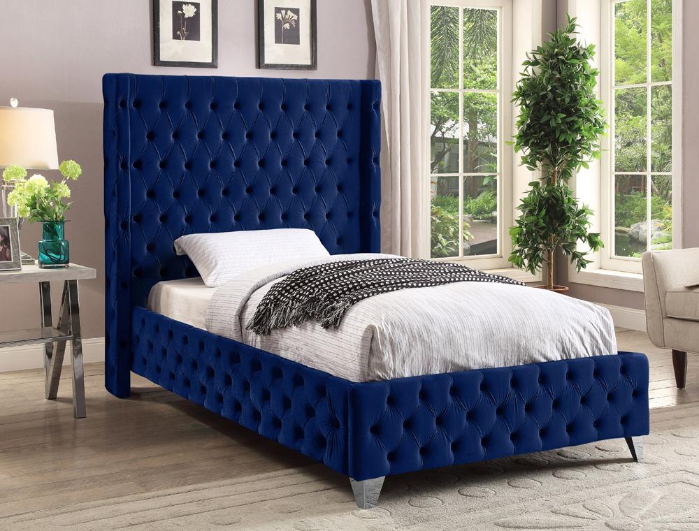 Meridian Furniture - Savan Navy Velvet Twin Bed - SavanNavy-T veiw 4