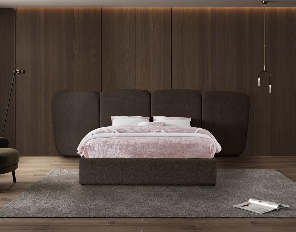 Meridian Furniture - Shiloh Brown Boucle Fabric King Bed - ShilohBrown-K veiw 4