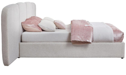 Meridian Furniture - Shiloh Cream Boucle Fabric Queen Bed - ShilohCream-Q veiw 5