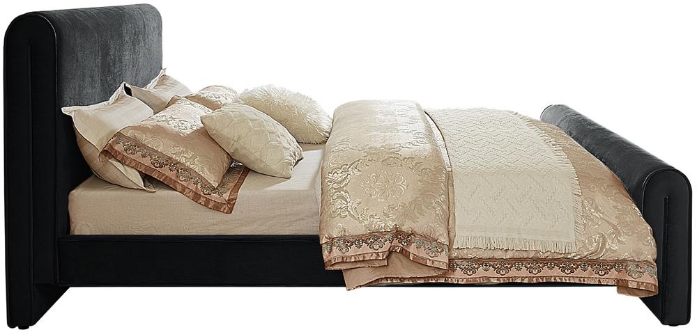 Meridian Furniture - Sloan Black Velvet King Bed - SloanBlack-K veiw 5