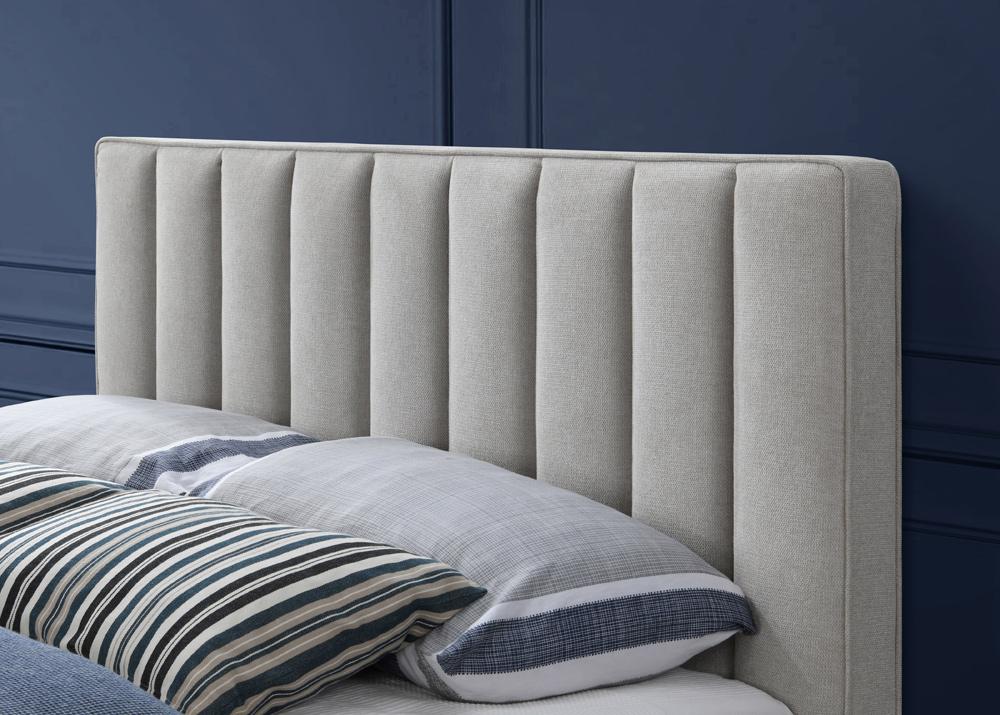 Meridian Furniture - Vance Beige Linen Textured Fabric Queen Bed - VanceBeige-Q veiw 6