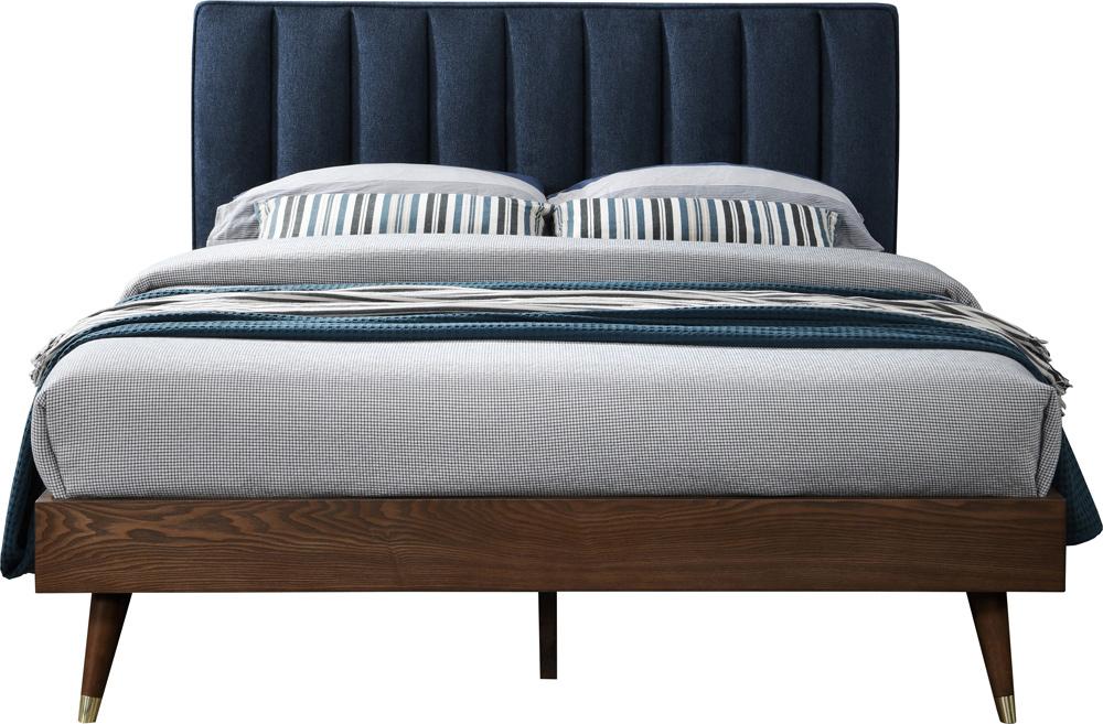 Meridian Furniture - Vance Navy Linen Textured Fabric King Bed - VanceNavy-K veiw 3