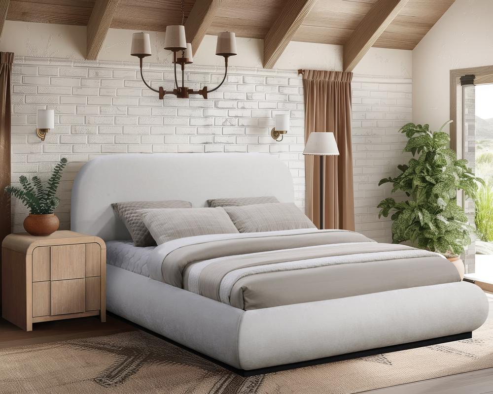 Meridian Furniture - Vaughn Cream Full Bed - B1214Cream-F veiw 2
