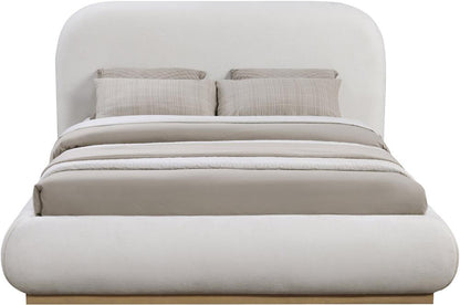 Meridian Furniture - Vaughn Cream King Bed - B1211Cream-K veiw 3