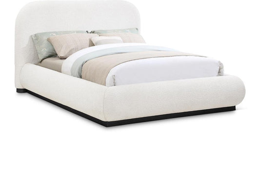 Meridian Furniture - Vaughn Cream Queen Bed - B1213Cream-Q veiw 1