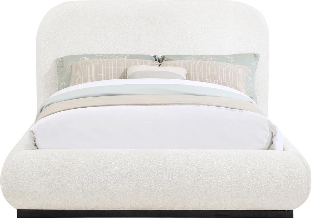 Meridian Furniture - Vaughn Cream Queen Bed - B1213Cream-Q veiw 3