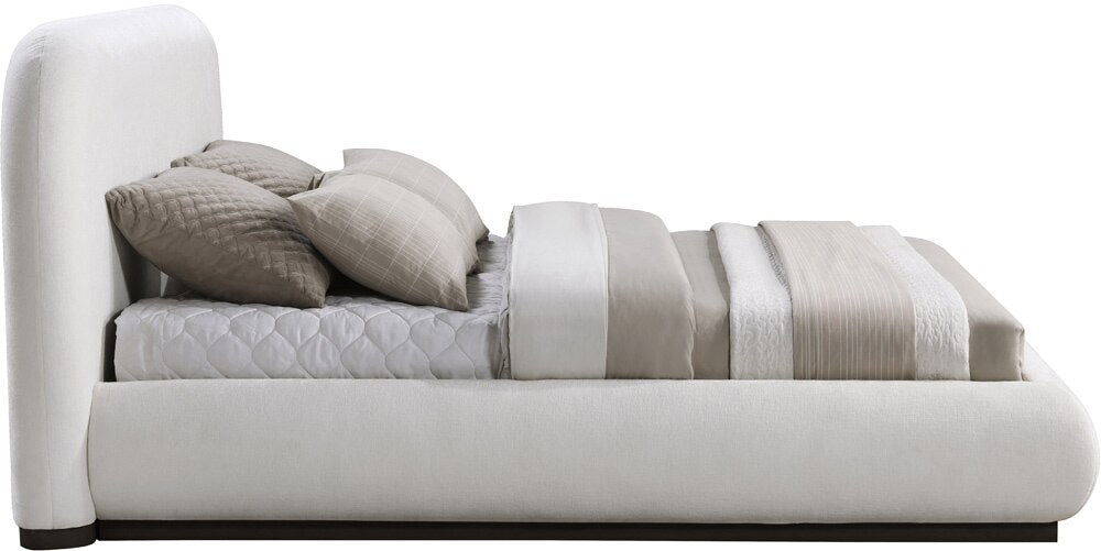 Meridian Furniture - Vaughn Cream Queen Bed - B1214Cream-Q veiw 4