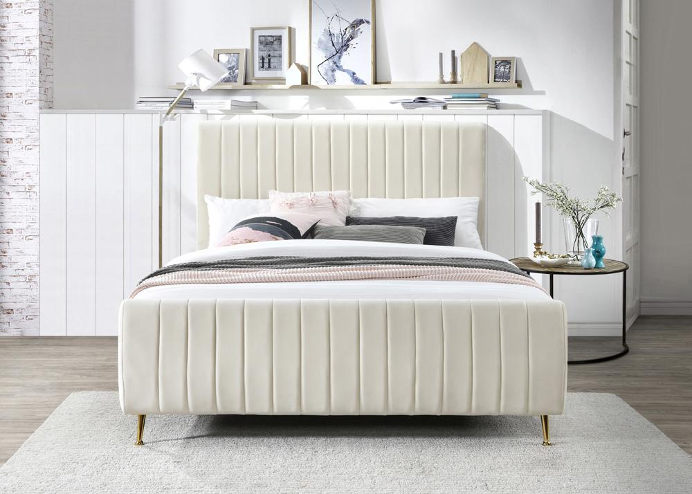 Meridian Furniture - Zara Cream Velvet Queen Bed - ZaraCream-Q veiw 4