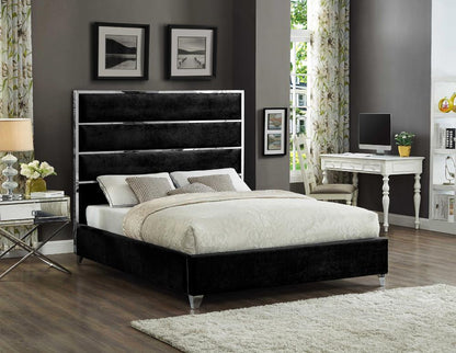 Meridian Furniture - Zuma Black Velvet Queen Bed - ZumaBlack-Q veiw 2