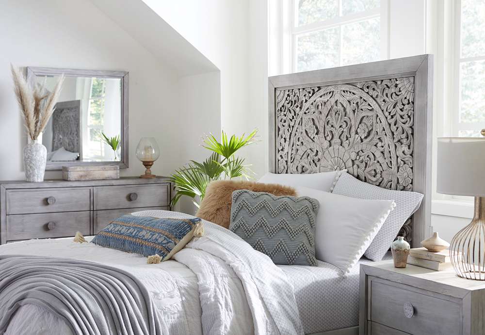Modus Furniture - Boho Chic California King-Size Bed in Washed White - 1JQ9H6 veiw 3