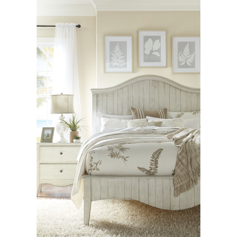 Modus Furniture - Ella Solid Wood California-King Bed in White Wash - 2G43B6 veiw 3