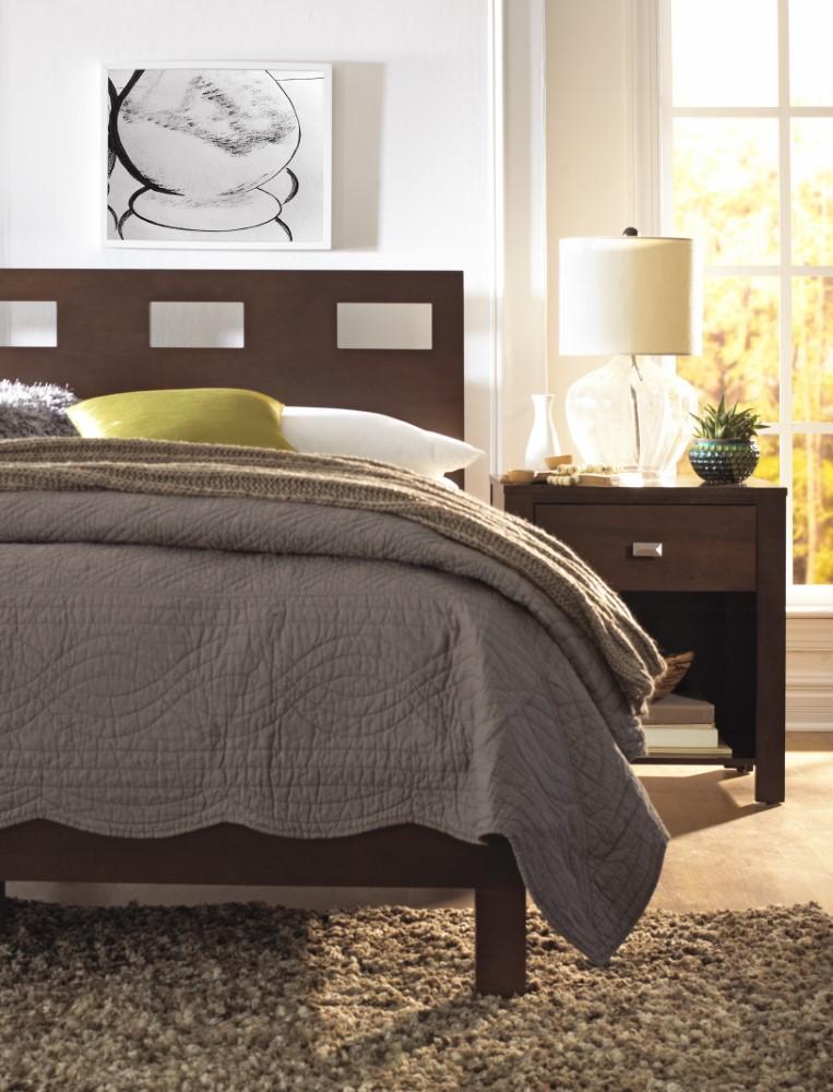 Modus Furniture - Riva One Drawer Nightstand in Chocolate Brown - RV2681 veiw 2