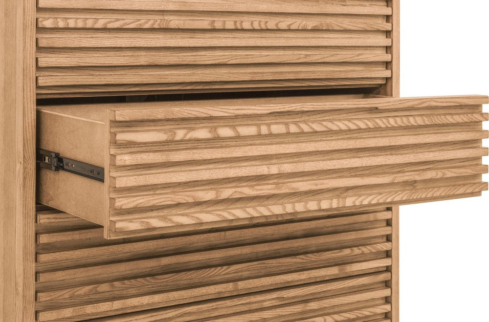 Modus Furniture - Tanner Five Drawer Ash Wood Chest in Flaxen - QPUD84 view 3
