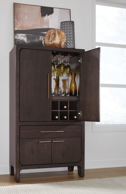 Modus Furniture - Zamba Four Door One Drawer Acacia Bar Cabinet in Jaguar - UKXT79 view 10
