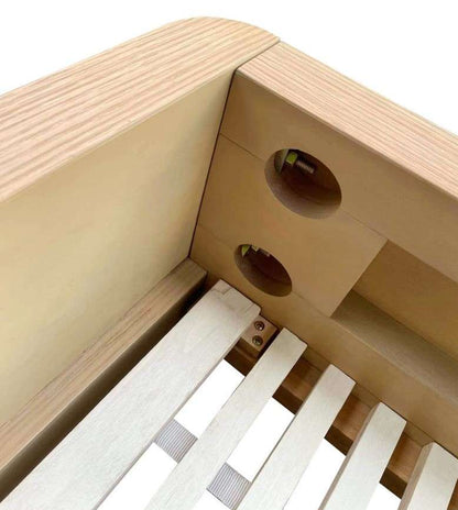 Moes Home  -  Round Off Queen Bed in Light Oak  - YR-1005-21-0 veiw 5